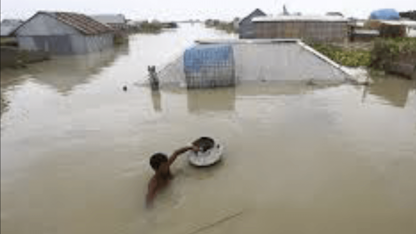 Inundações deixam um quarto de Bangladesh sob as águas