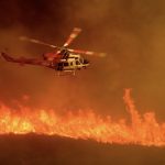 A Califórnia arde em fogo e calor sem precedentes
