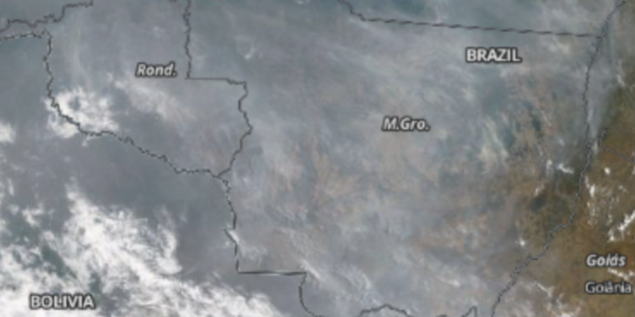 Satélite mostra o Mato Grosso tomado por fumaça