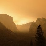 Cenário distópico no Oeste dos Estados Unidos