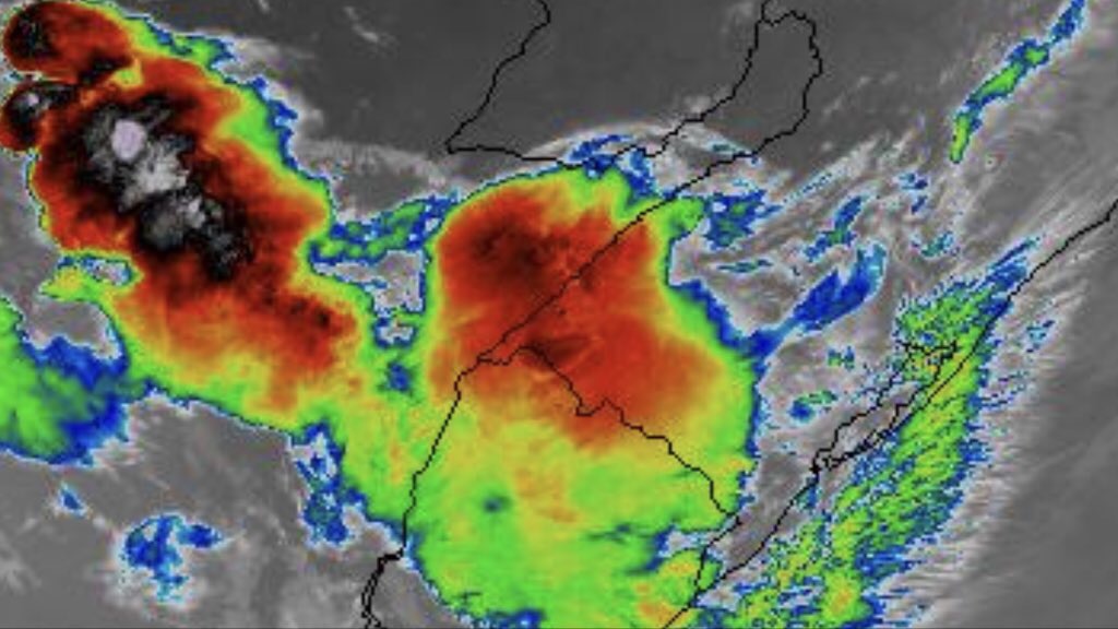 **ALERTA** Temporais isolados e vórtice ciclônico no Rio Grande do Sul