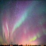 Auroras boreais vermelhas muito raras encantam na Europa