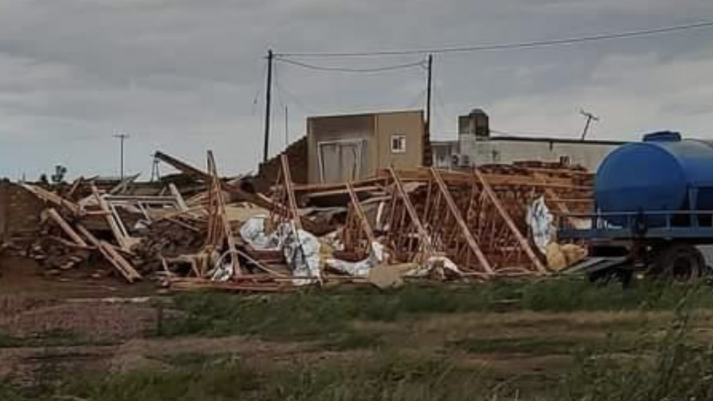 Temporais causam destruição na Argentina