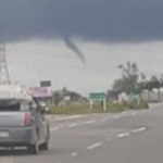 Nuvem funil assusta moradores de Santa Catarina