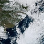 Ciclone e linha de temporais trouxeram vento forte