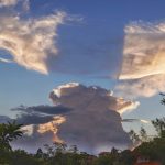 Nuvem “cortada ao meio” em Porto Alegre?