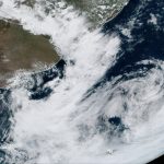 Dobradinha de ciclones no Atlântico Sul