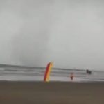 Tornado no mar e alagamentos no Paraná