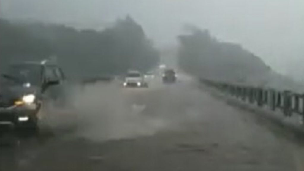 Chuva forte causa alagamentos na Serra Gaúcha