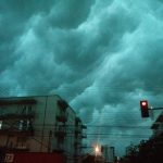 Dias de céus tormentosos