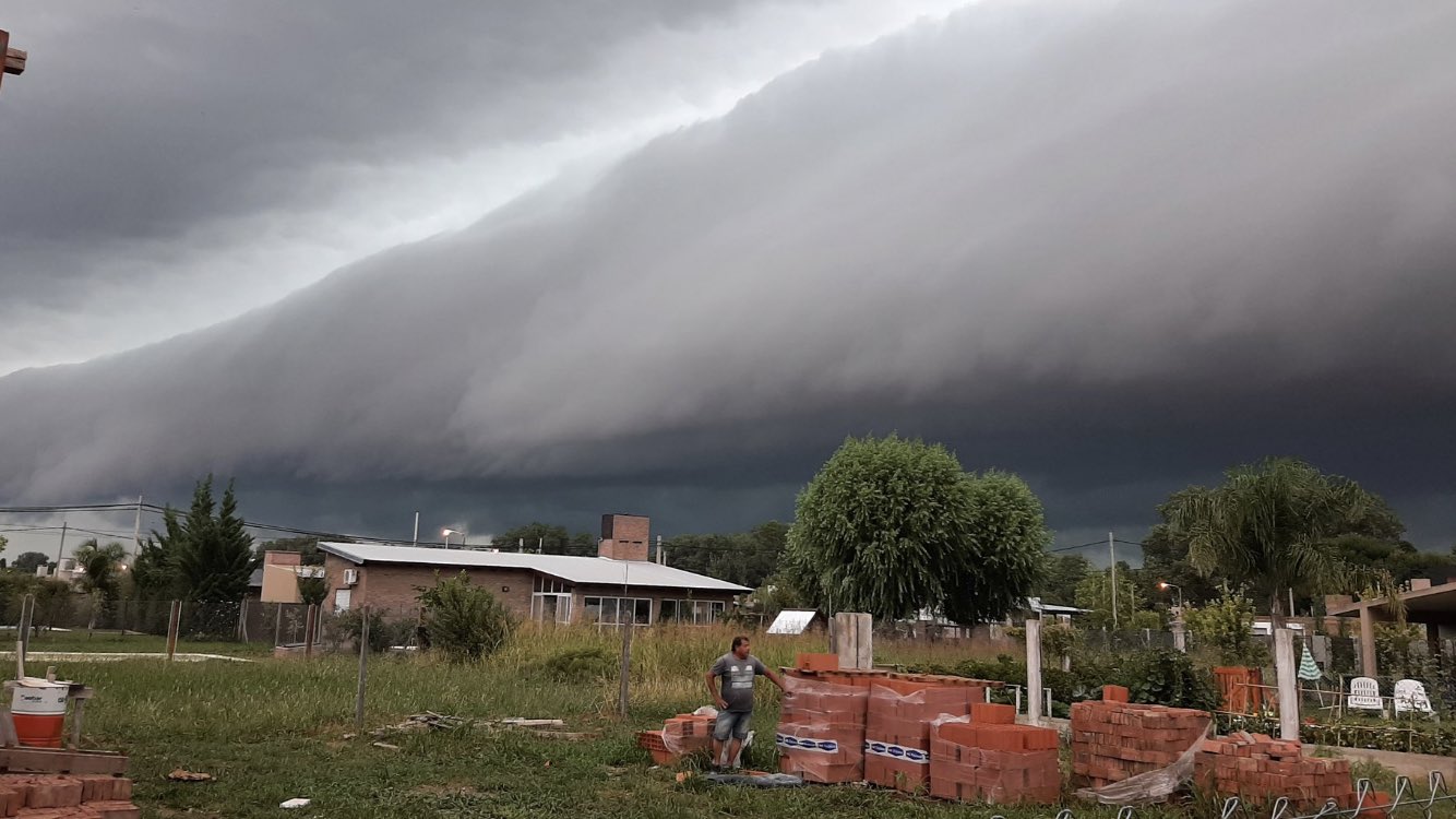 <span class="entry-title-primary">Frente de rajada e muitas tempestades na Argentina</span> <h2 class="entry-subtitle">MetSul projeta instabilidade maior no fim de semana com repercussão no Rio Grande do Sul </h2>