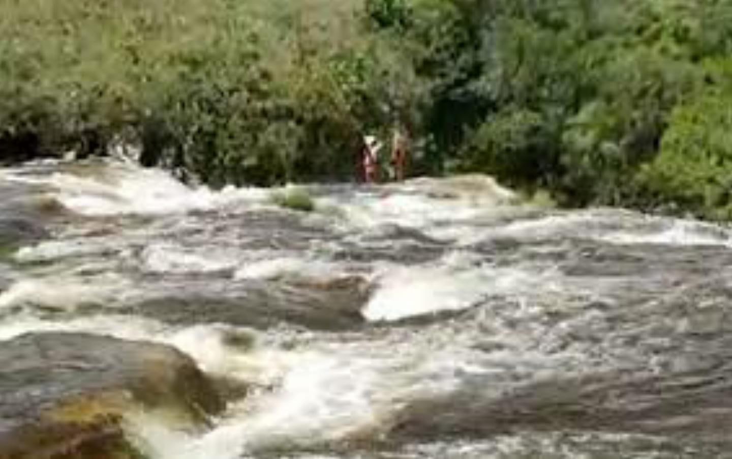 <span class="entry-title-primary">Cabeça d’água mata banhistas em Minas Gerais</span> <h2 class="entry-subtitle">Inundações repentinas são um grande risco nesta época do ano e as tragédias se repetem todos os anos </h2>