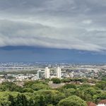 Granizo abre semana muito instável em Porto Alegre