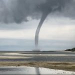Novo vídeo mostra tornado na Lagoa dos Patos