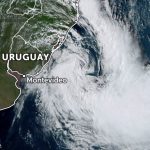 Ciclone traz ventania e agitação marítima