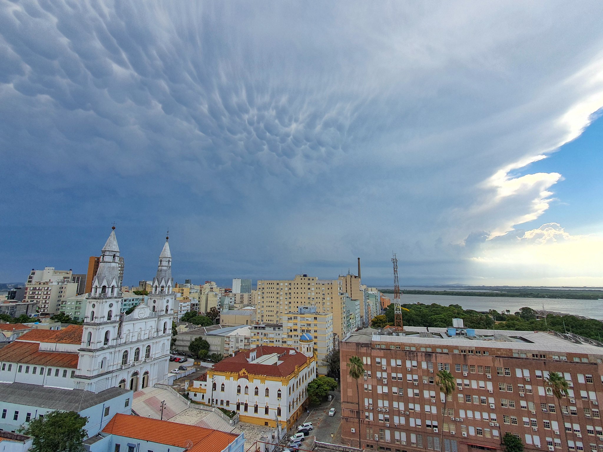<span class="entry-title-primary">O que Porto Alegre terá nos próximos dias</span> <h2 class="entry-subtitle">Abafamento será uma constante no restante da semana na Capital </h2>