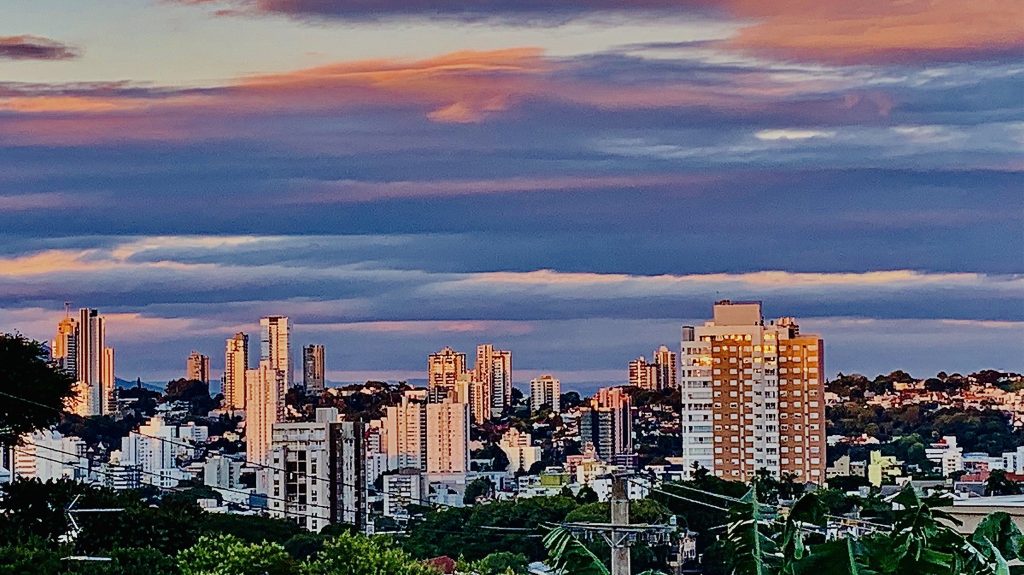 Previsão do tempo – Circulação de ciclone e ar frio