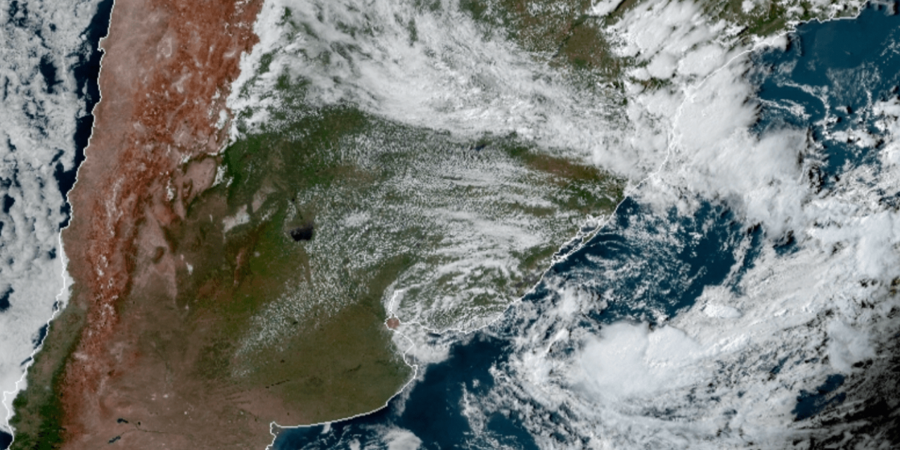 <span class="entry-title-primary">Ciclone na costa traz instabilidade isolada a partir desta terça</span> <h2 class="entry-subtitle">Impactos do ciclone no oceano devem ser pouco expressivos no Sul do Brasil </h2>