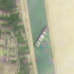 Imagens de satélite registram bloqueio de Suez por navio encalhado