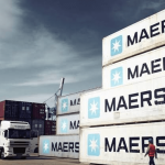 Mau tempo leva milhares de contêiners para o fundo do mar