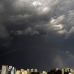 Olha como ficou o céu de São Paulo