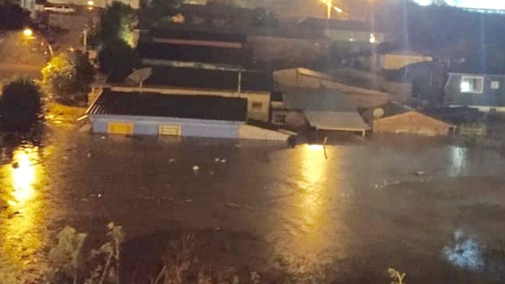 Chuva de um mês em duas horas castiga Lagoa Vermelha