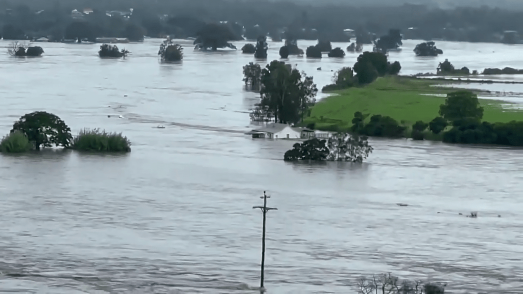 Emergência pela chuva e inundações na Austrália