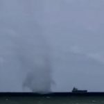 Tornado e nuvens funis em Imbé e Tramandaí