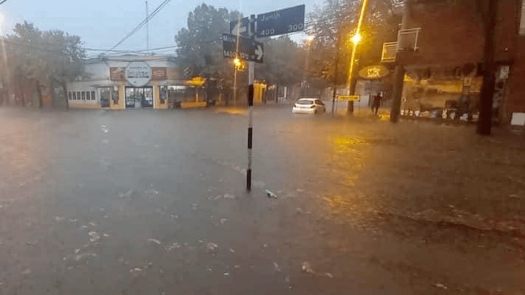 Chuva bate recorde na Argentina