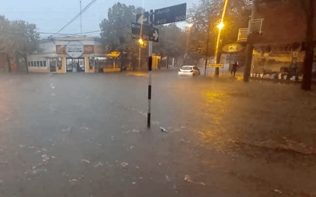Chuva bate recorde na Argentina Centro da Argentina e parte do Uruguai tiveram muita chuva nas últimas horas e instabilidade prossegue