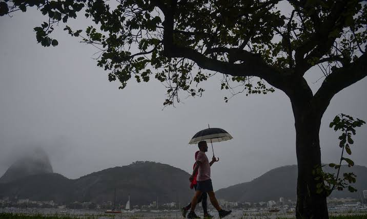 <span class="entry-title-primary">Frente fria muda o tempo no Sudeste do Brasil</span> <h2 class="entry-subtitle">Leste de São Paulo e o Rio de Janeiro terão chuva e queda de temperatura </h2>