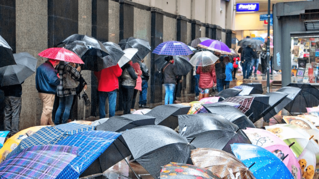 Chuva de mais de um mês em algumas cidades