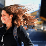 Porto Alegre sob vento e frio – Veja imagens