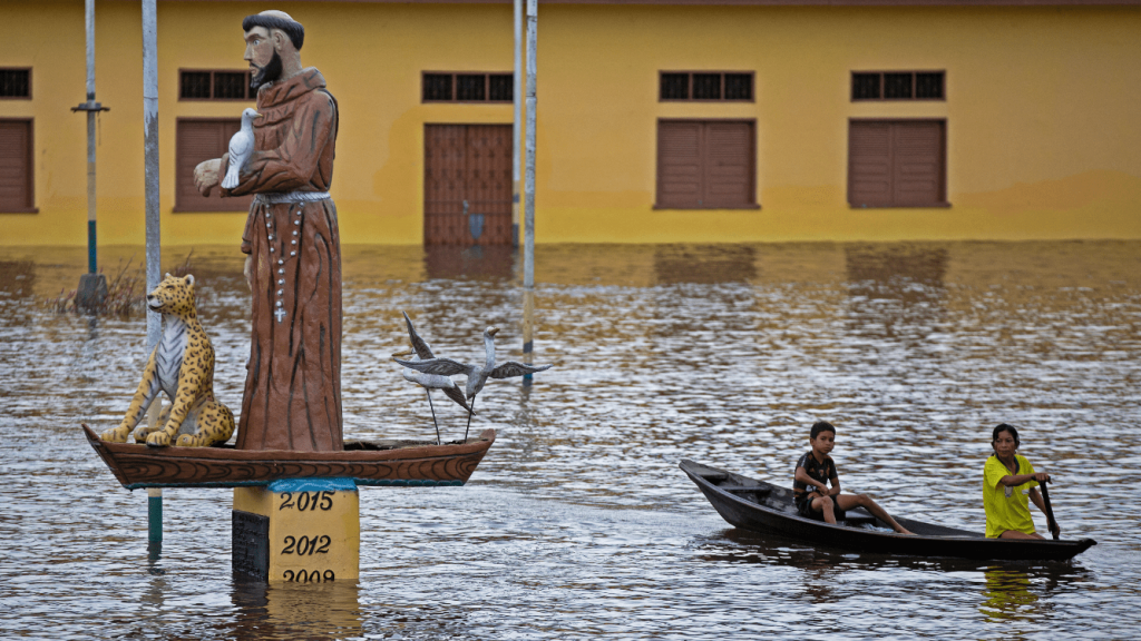 Cheias recordes em Manaus e no interior do Amazonas