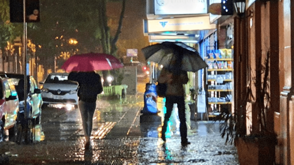 Maior episódio de chuva em meses