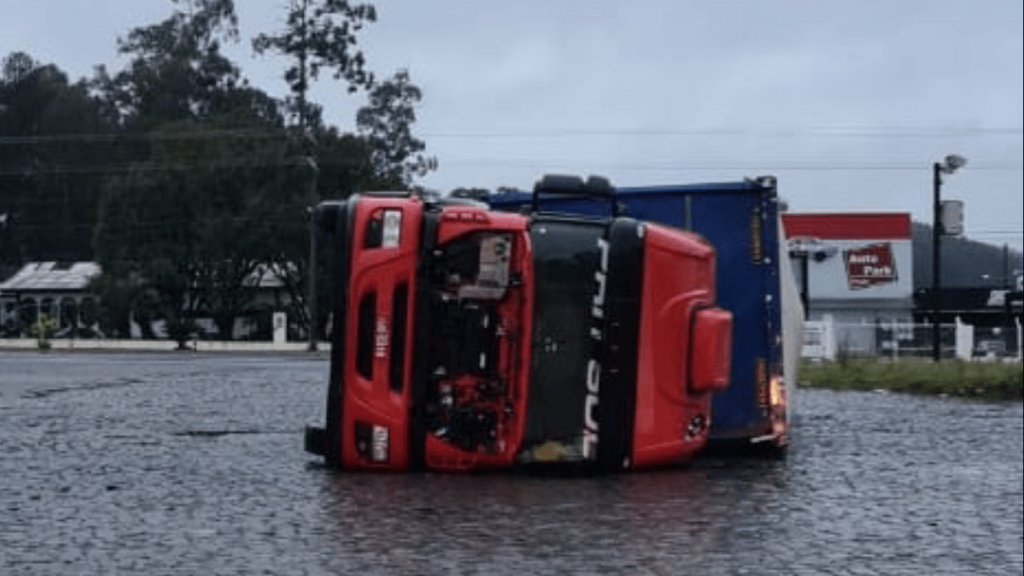 O que causou o tornado em Santa Catarina