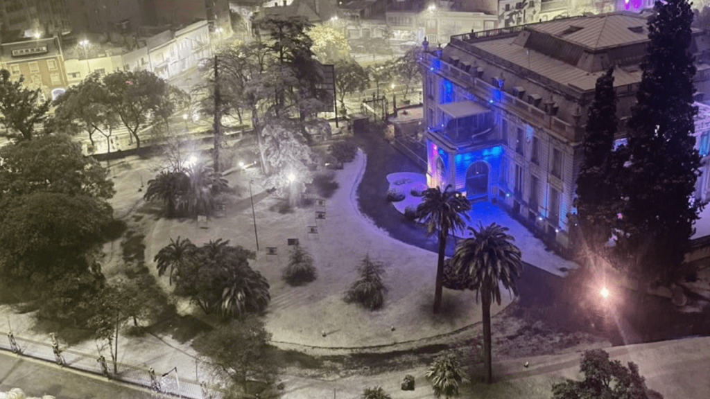 Neve em Córdoba depois de 14 anos