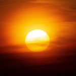 Frente quente trará temporais e forte calor fora de época