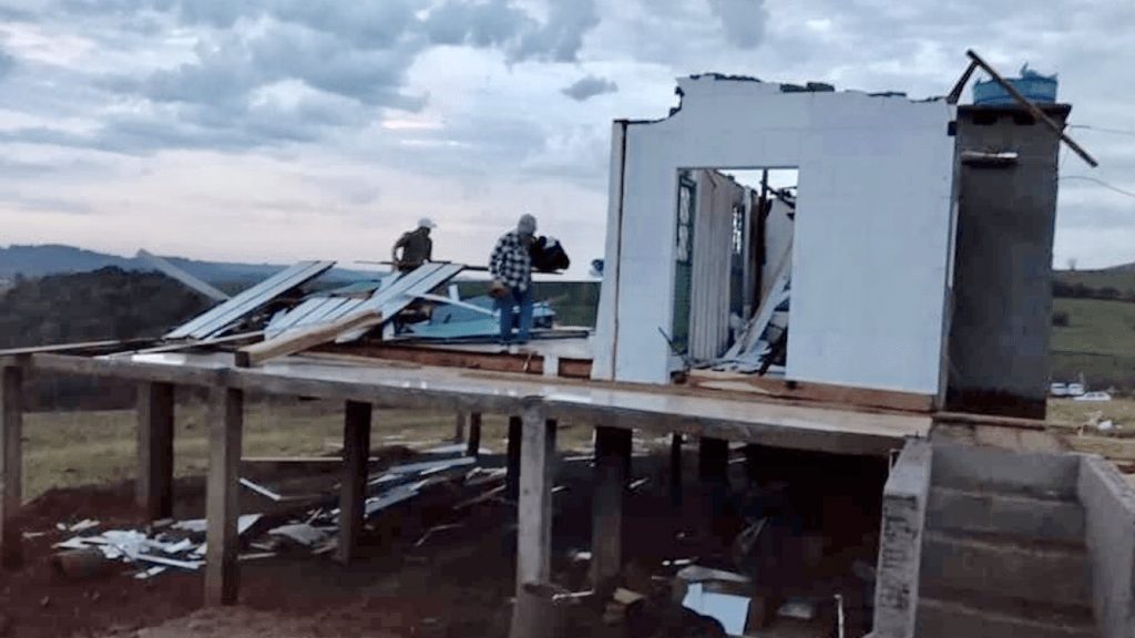 Temporais causam destruição no Rio Grande do Sul