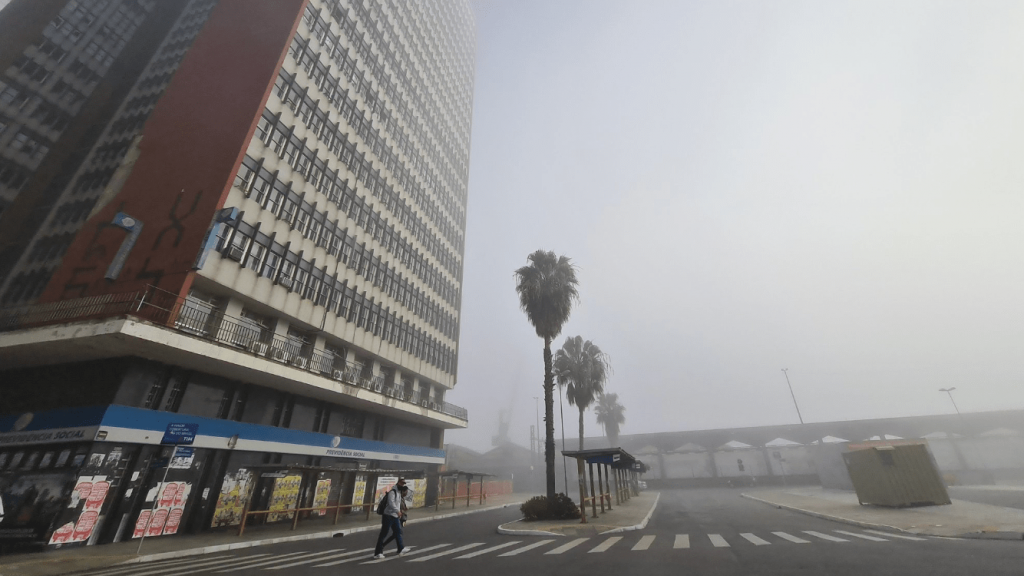 Inversão térmica favorece nevoeiro e neblina