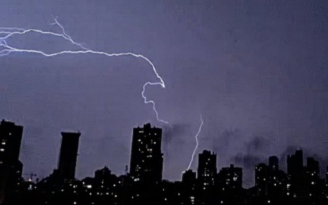 O que você precisa saber do tempo em dez pontos Próximos dias serão bastante movimentados na atmosfera do Sul do Brasil