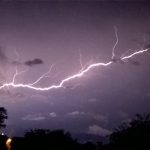 Previsão do tempo – Chuva e raios na véspera da onda de frio