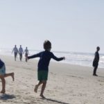 Praia e quase 33°C a três dias de potente massa de ar polar