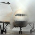 Asas de avião congelam e voo para Porto Alegre é cancelado