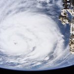 Astronautas fazem incríveis fotos do furacão devastador Ida
