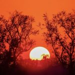 Calor precede chuva e ar polar