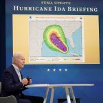 “Por favor, saia”