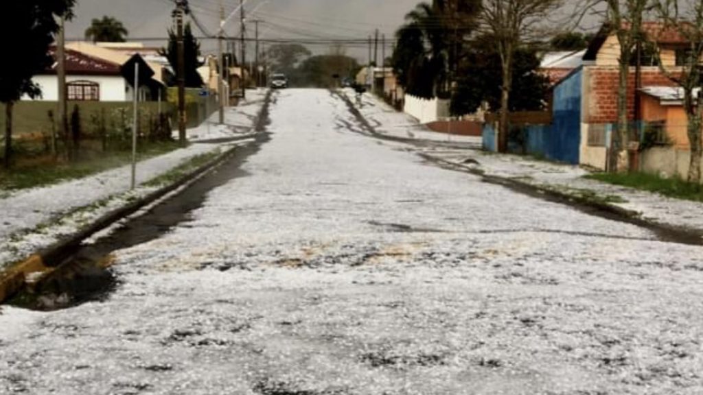 O que causou o granizo no Paraná