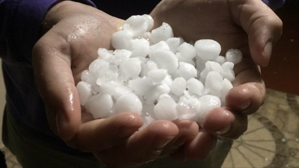 Temporais de chuva forte e granizo avançam e trazem estragos