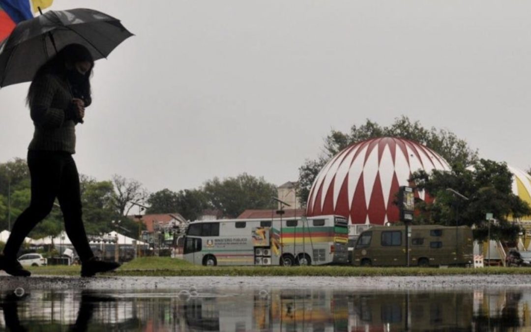 Chuva já supera 100 mm em parte do Rio Grande do Sul Intensas precipitações são registradas no interior gaúcho e os volumes devem aumentar ainda mais nas próximas horas